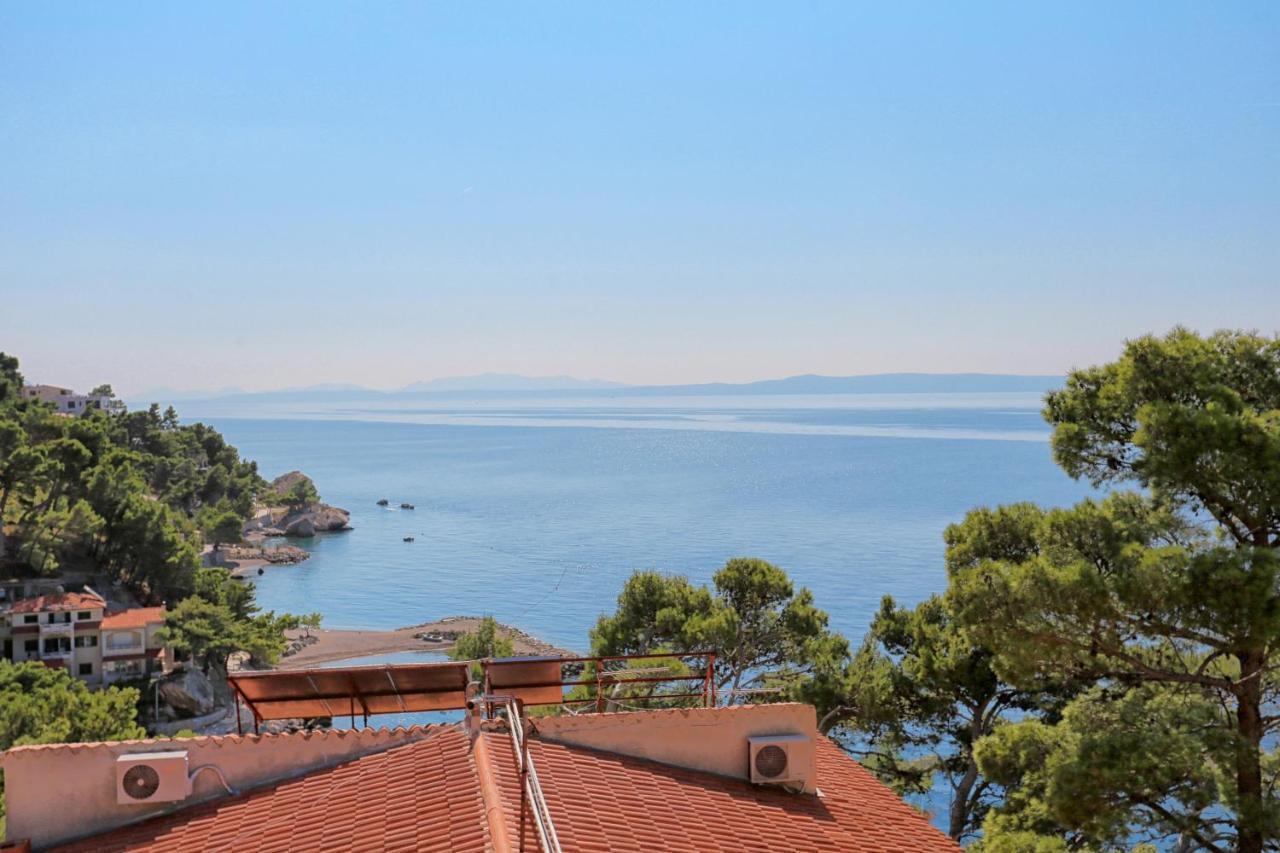 Apartments By The Sea Brela, Makarska - 6688 Dış mekan fotoğraf
