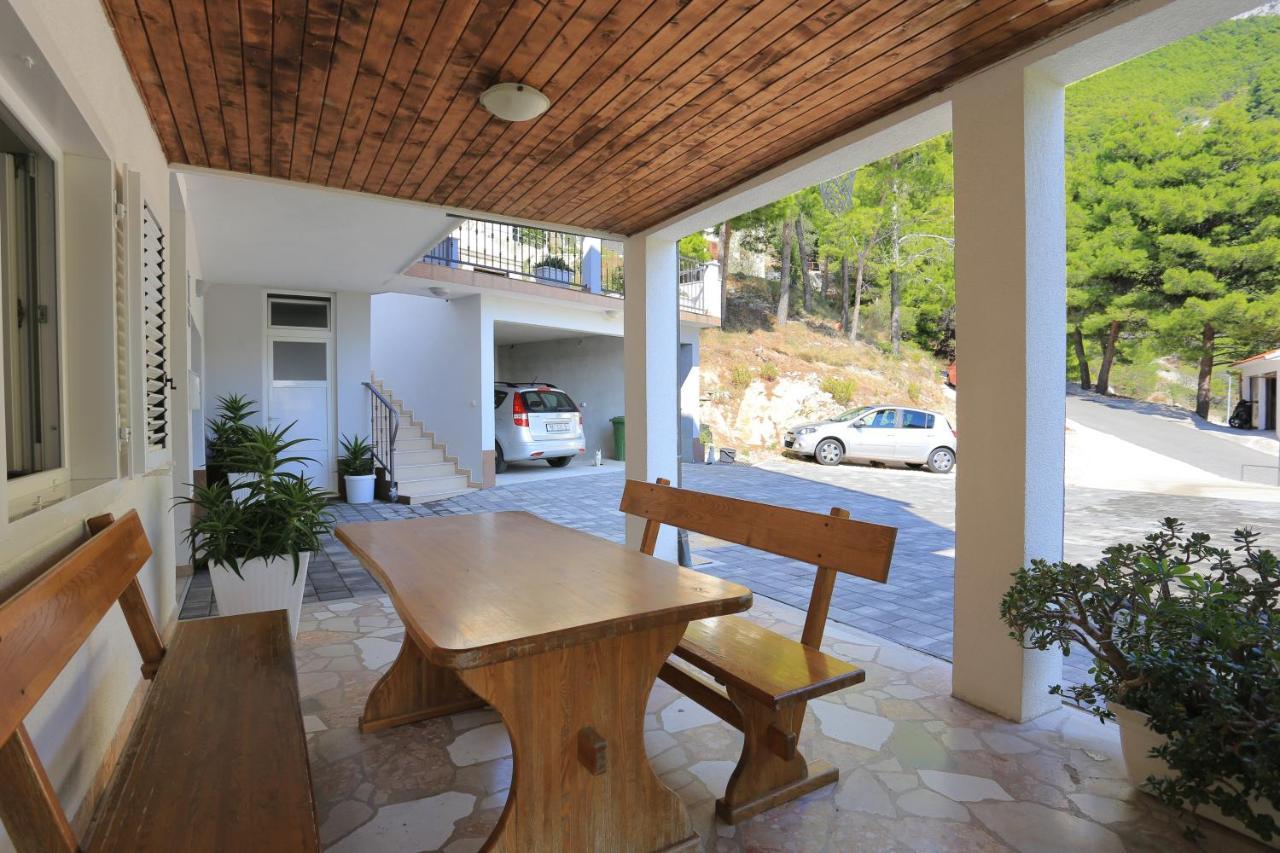 Apartments By The Sea Brela, Makarska - 6688 Dış mekan fotoğraf