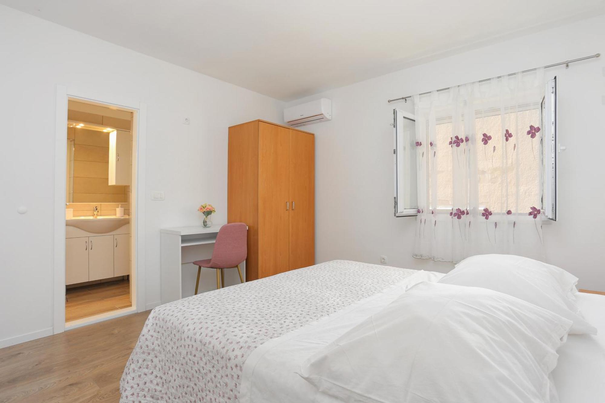 Apartments By The Sea Brela, Makarska - 6688 Oda fotoğraf